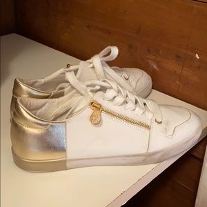 Guess Sneakers